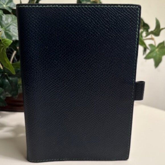 Hermes Accessories - 💙💚Hermès Carnet Mini à Crochets-Bleu Marine / Vert Anis – Epsom Leather-UNISEX